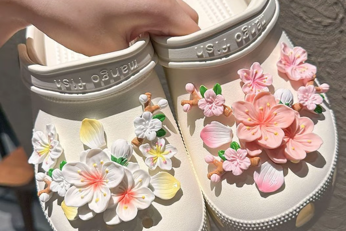 A Finished Photo of Handmade Shoe Ornament