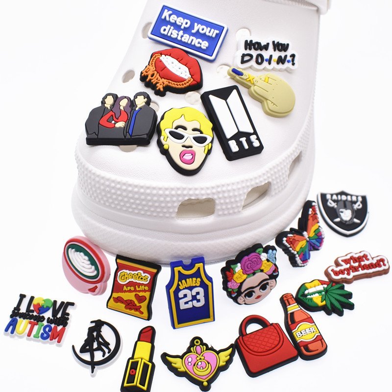 Random-Style Complete Cartoon Shoe Decorations for Crocs - Image 2