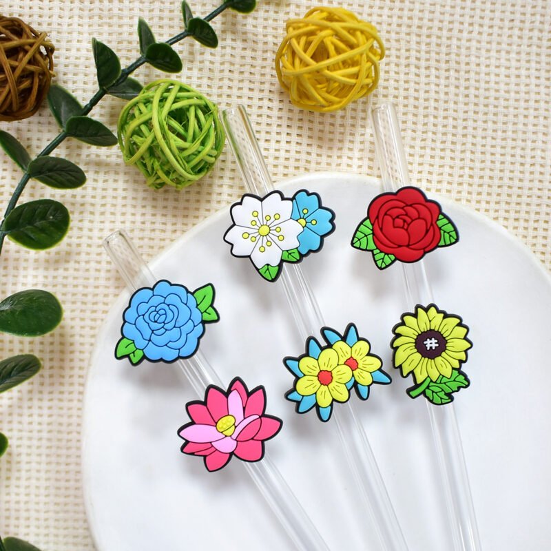 Gorgeous, Colorful Flower Straw Decoration