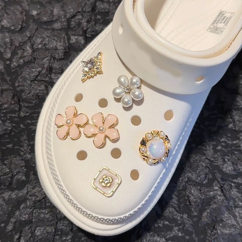 Flower Pearl Croc Charms